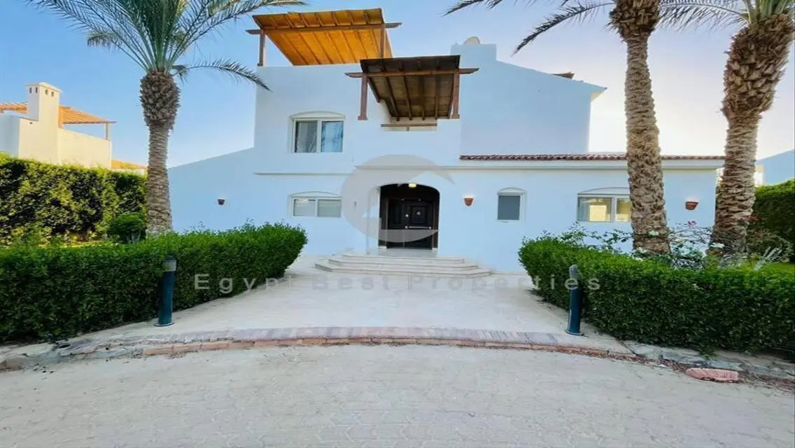 now : villa in gouna ready to move sea view ..!!