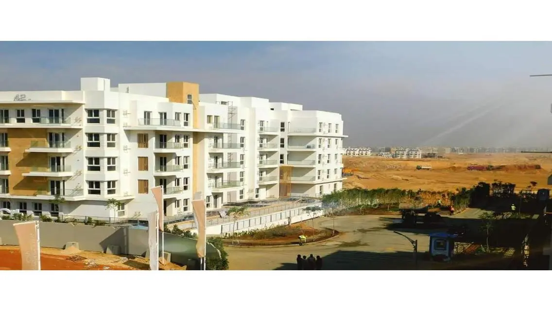 For sale, a ground floor apartment with a garden