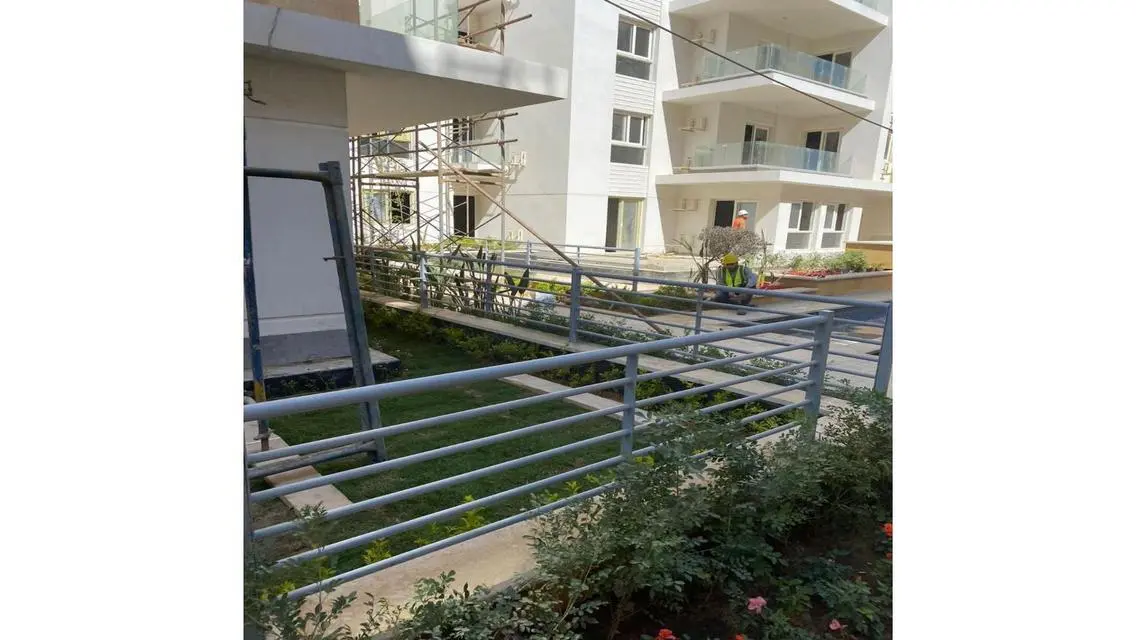 For sale, a ground floor apartment with a garden