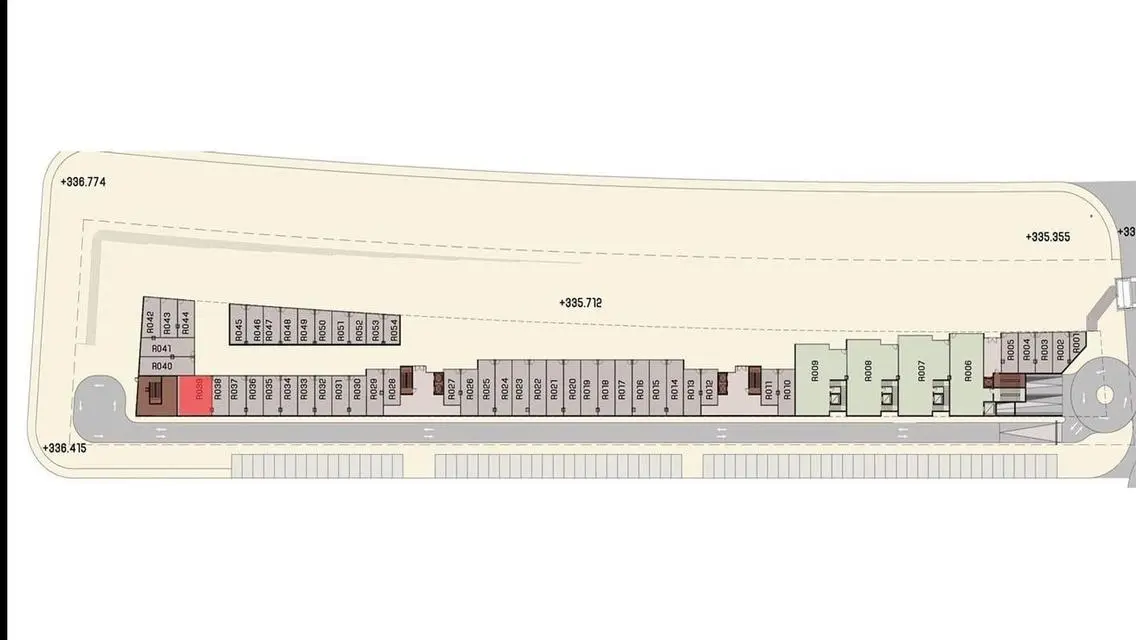 Premium Commercial Space in Passage Mall - Don't Miss Out