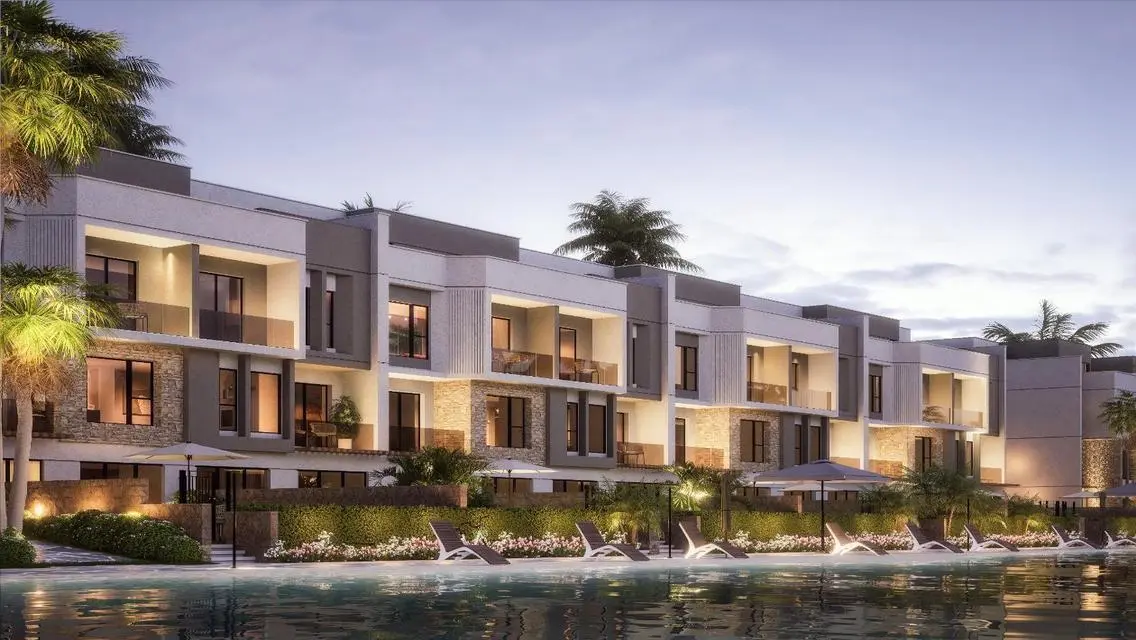 Townhouse sale10% DP install Finished Zayed ISOLA