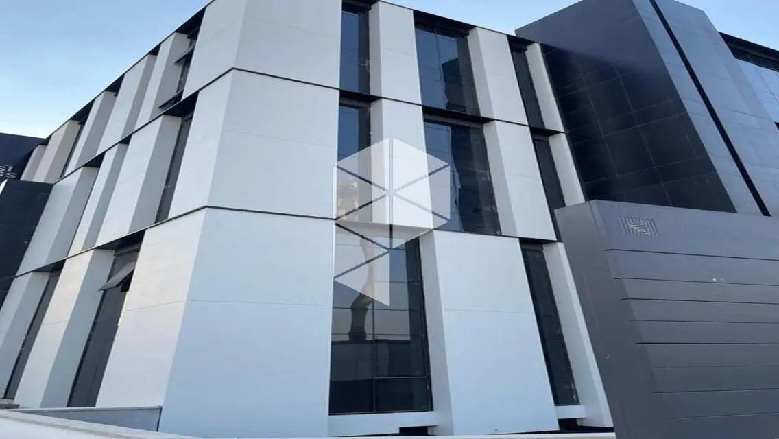 Exceptional Property with Ample Space and Premium Amenities