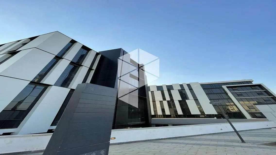 Exceptional Property with Ample Space and Premium Amenities