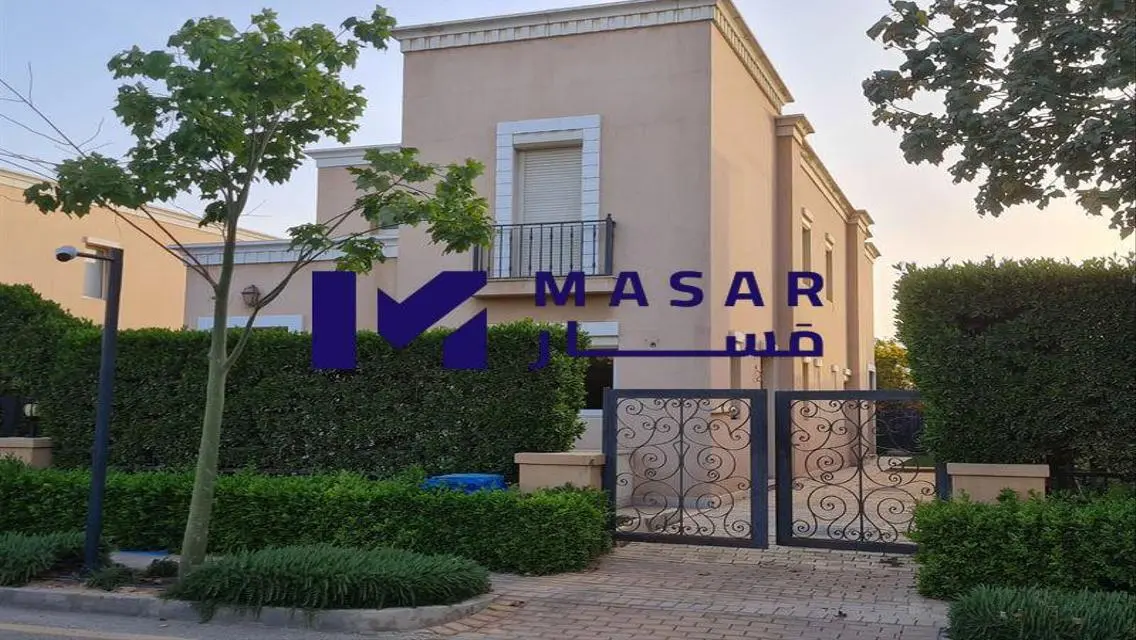 Villa for sale in a very special place, New Cairo
