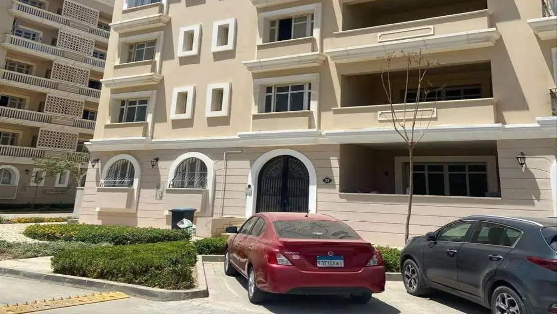 فيلا فاخرة مع إطلالات رائعة