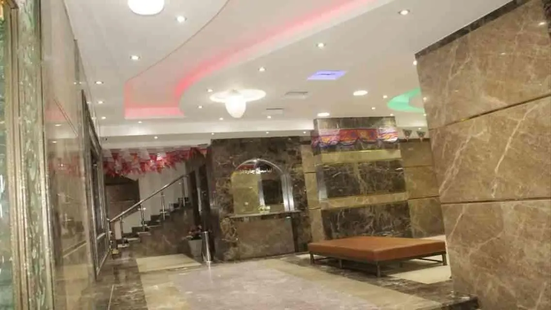 شقة للبيع في كمبوند الياسمين بجوار المهندسين والكو