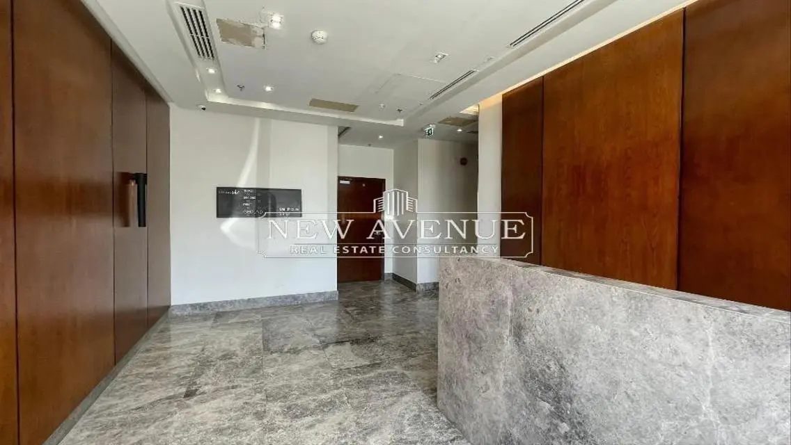Office 182m for Rent in District 5 | New Cairo