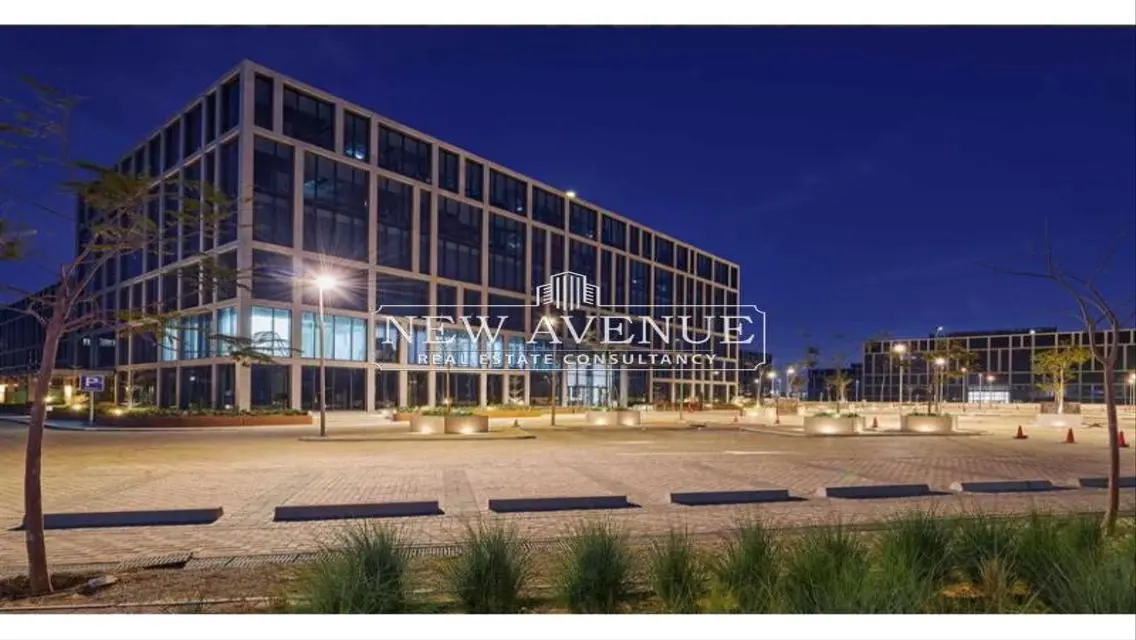 Fully Finished Office 96 sqm for Rent in CFC