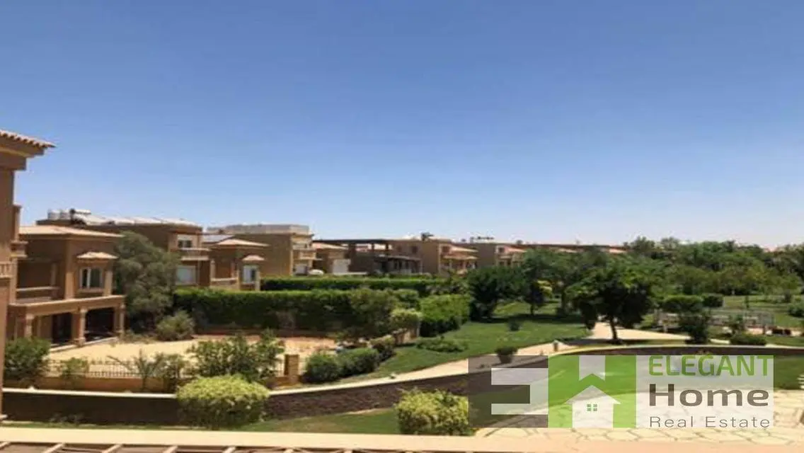 فيلا-برايم لوكيشن-نصف مفروشه-حمام سباحه-بلاجيو