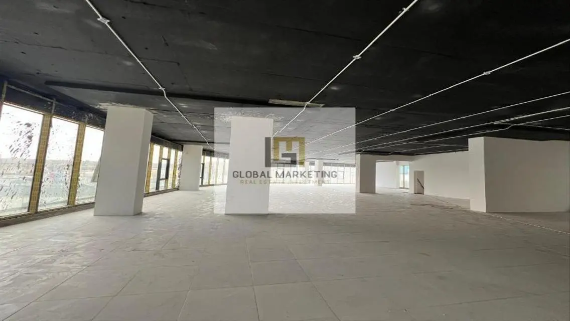 Excellent Apartment for Sale - 3500 Square Meters - Special Offer