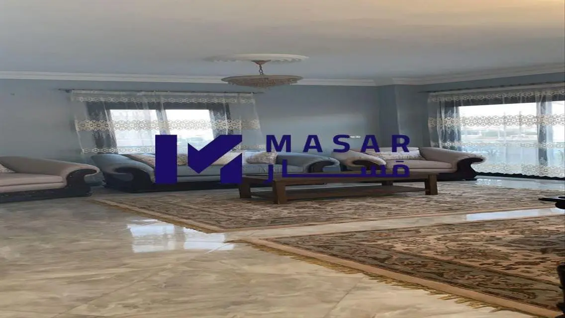 * فرصة رائعة للعيش في أفضل المواقع في التجمع الأول