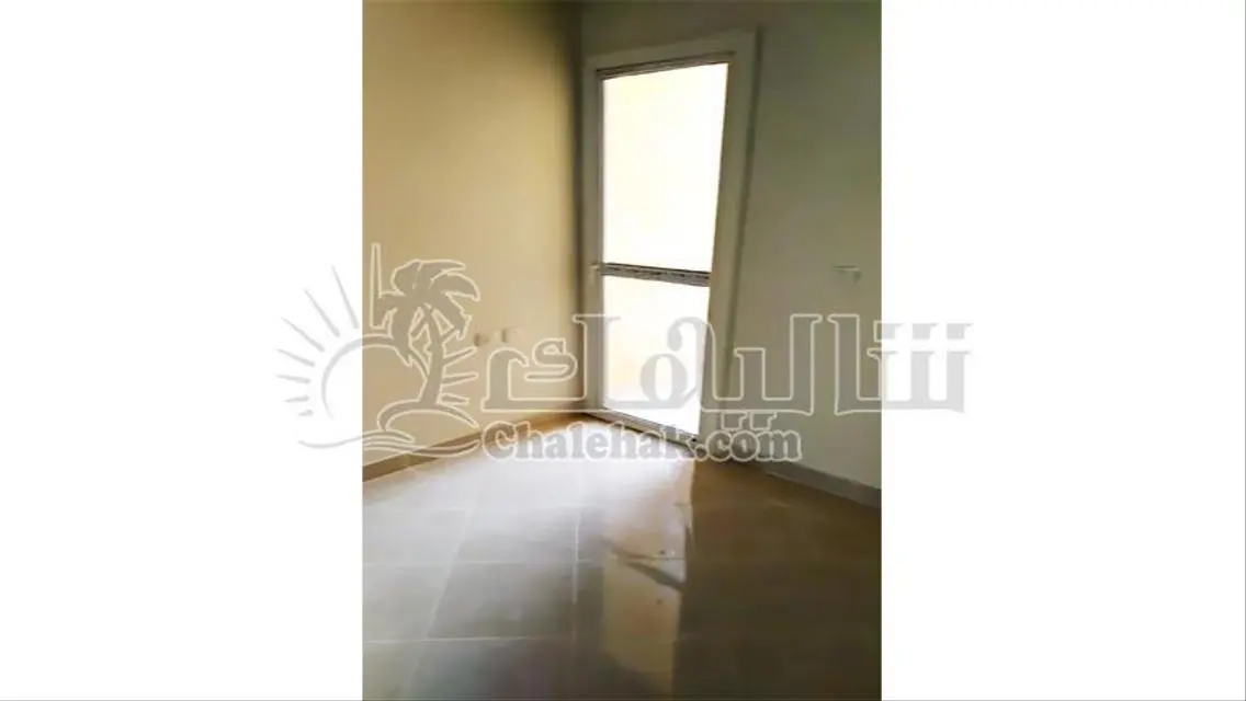 للبيع استلام فورى في بورتو السخنة ببورتو ايلاند