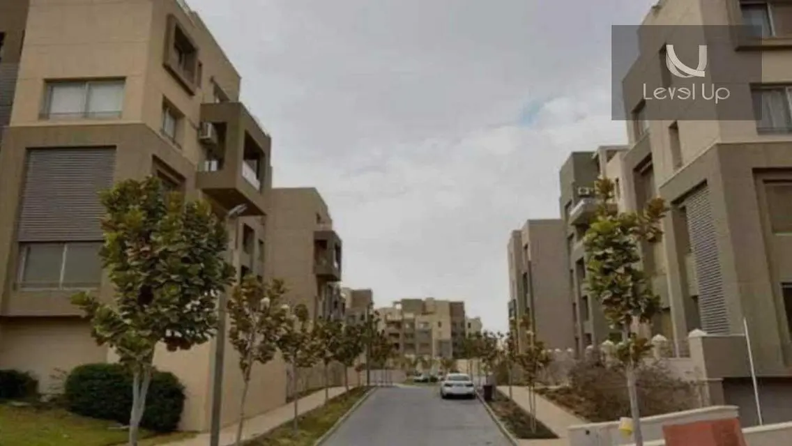 شقة للبيع بالفرش كامل بسعر لقطة فى فيلدج جيت