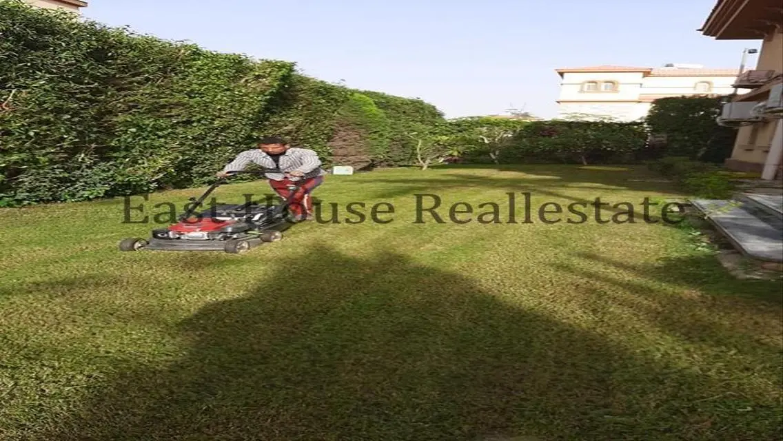 For rent in AlRehab a villa with special finishing