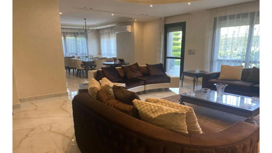Duplex for rent in Eastown fully finished