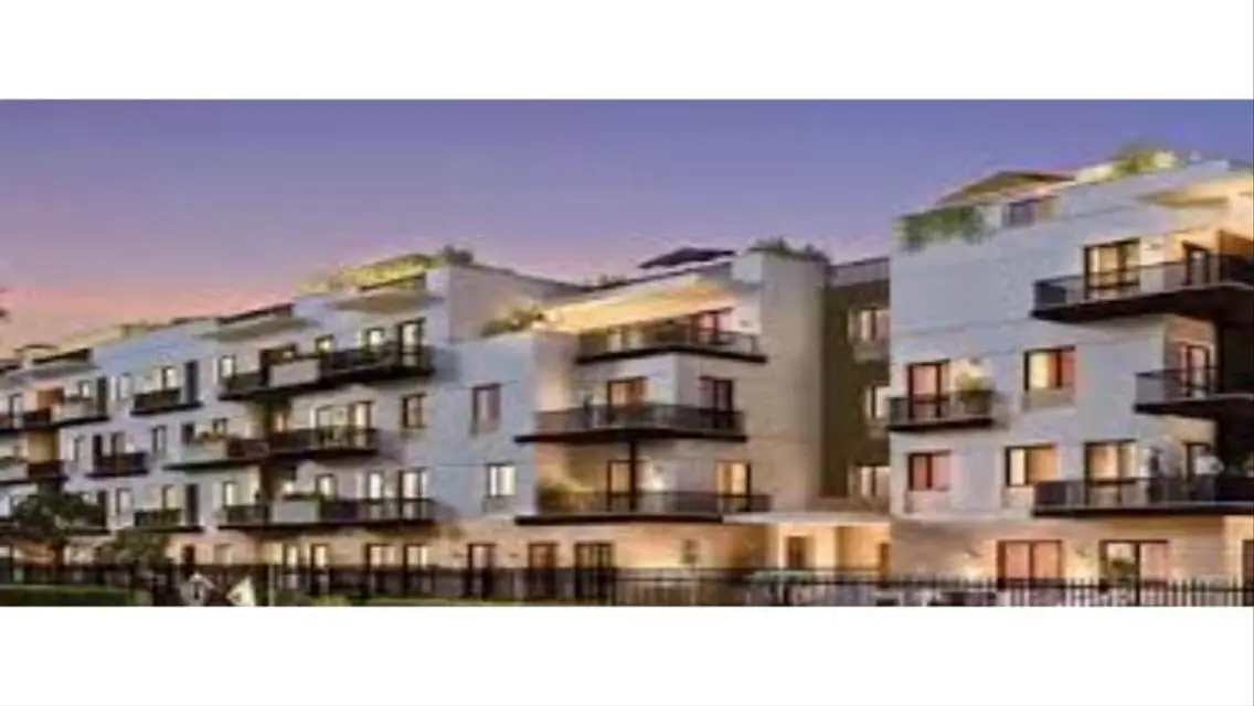 Apartment Semi furnished for rent in Westown Compo
