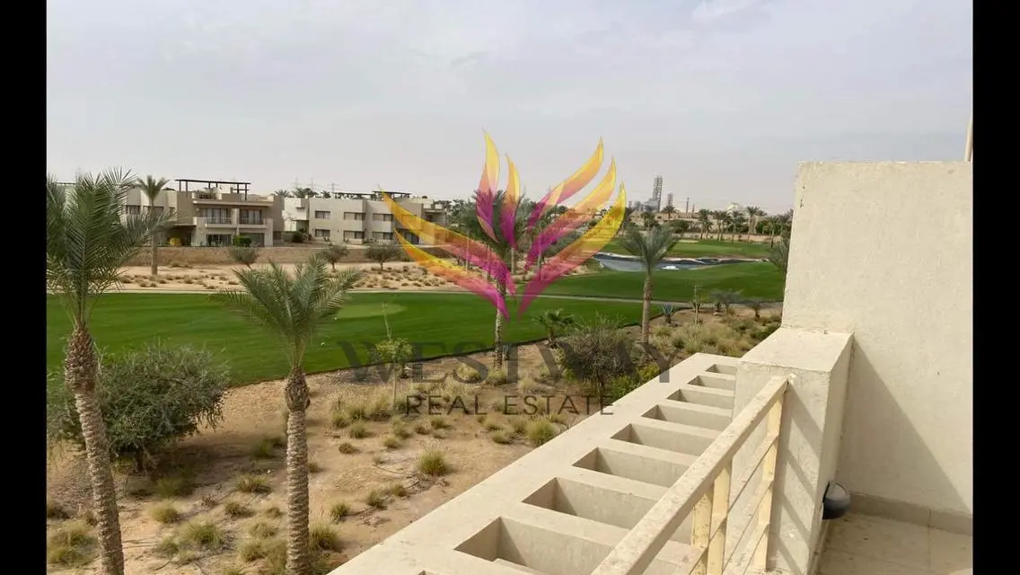 chalet for sale in little venice Ain sokhna 104m