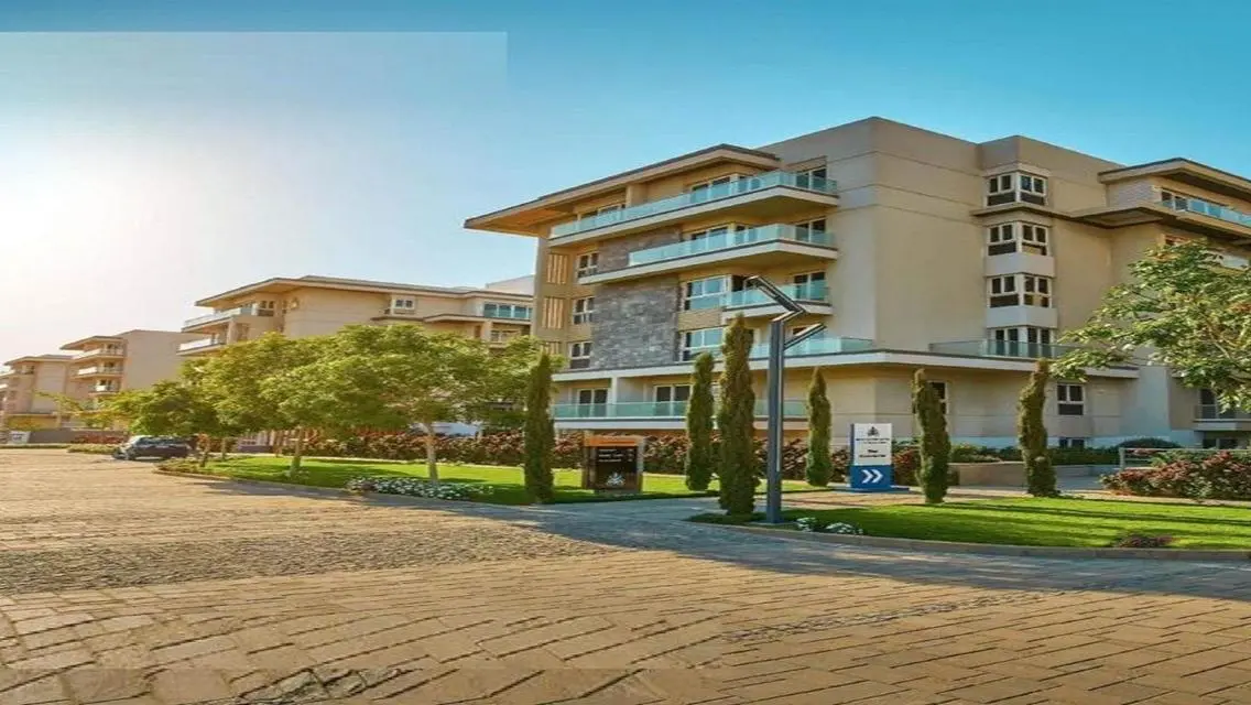 Apartment in Mountain View iCity October-Club park