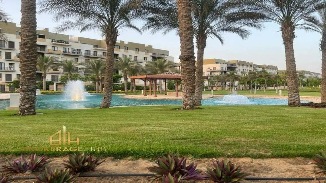 شقة فاخرة للبيع بإطلالة ممتازة