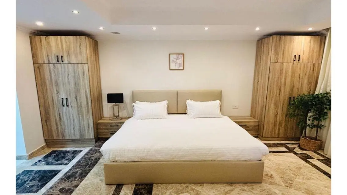 Fully furnished studio in Banafseg 11
