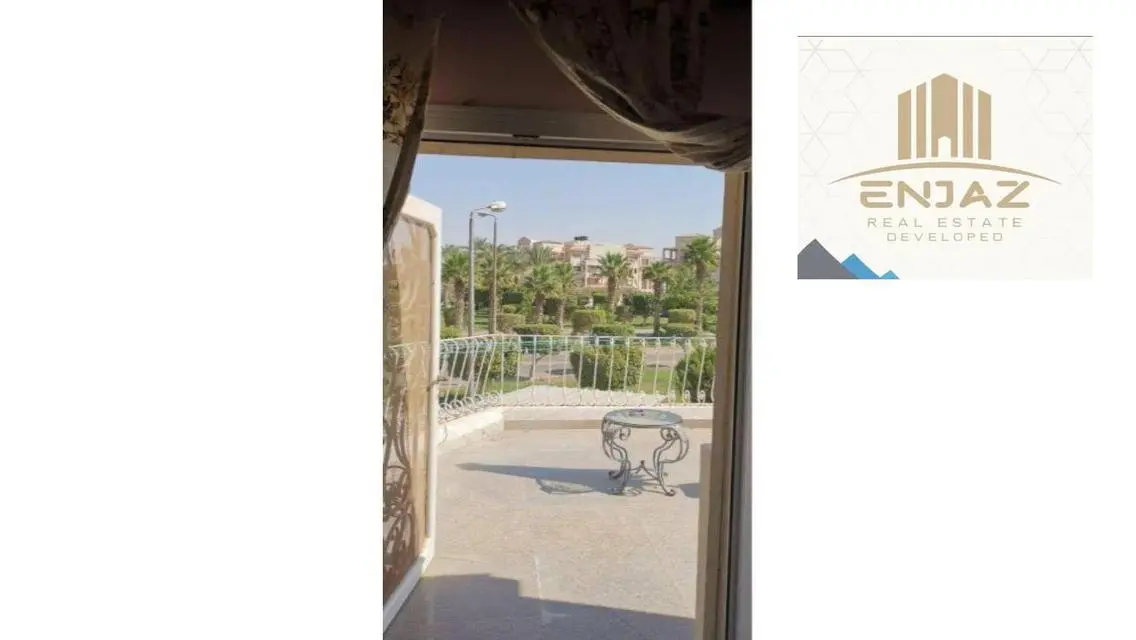 فيلا للبيع باجمل كمبوندات الشروق فى ضاحيه النخيل