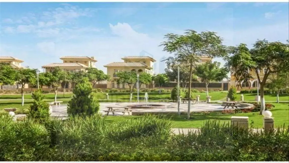 twin house prime location  , hyde park