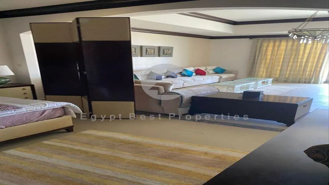فيلا إطلالة على البحر مراسي للبيع