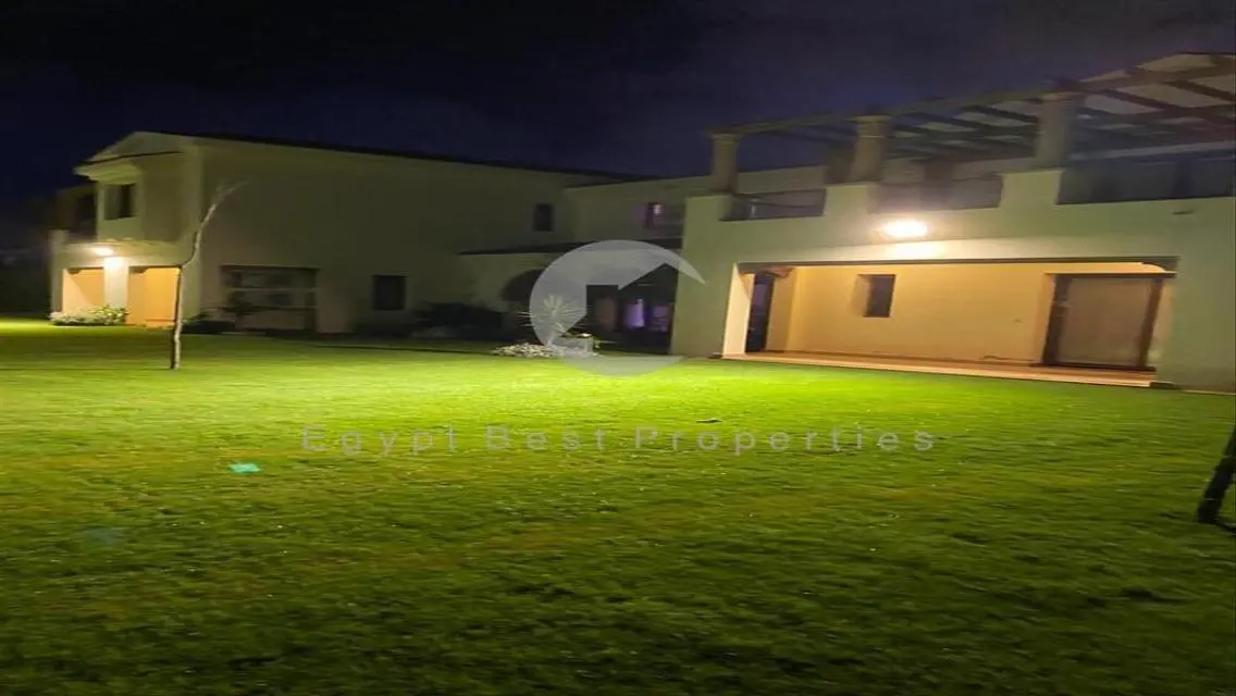 فيلا إطلالة على البحر مراسي للبيع