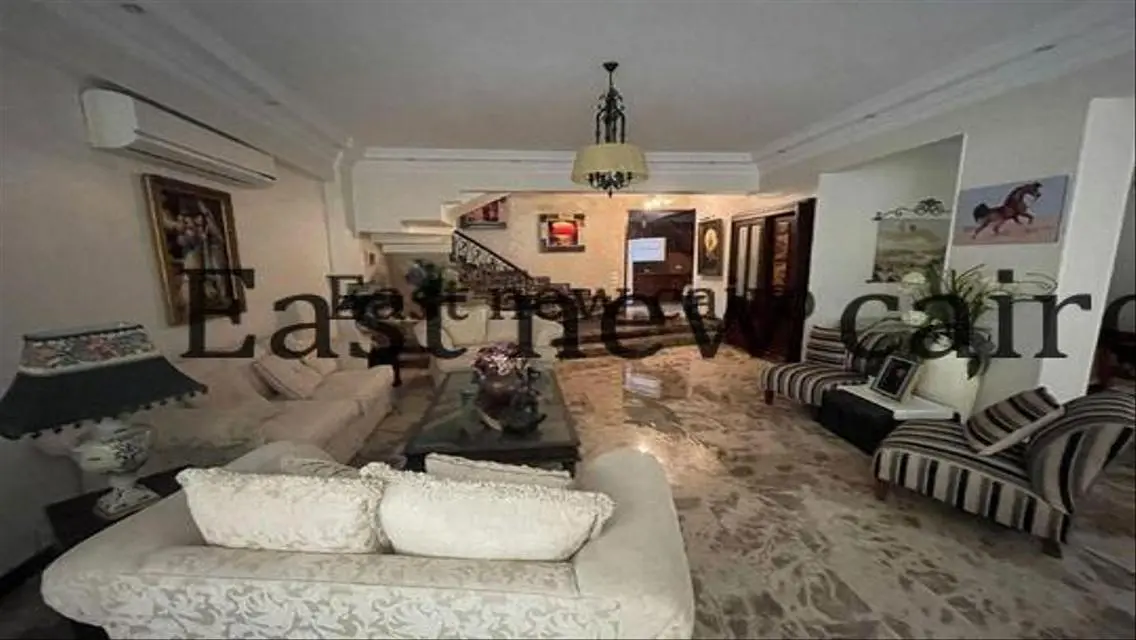 Luxury Villa for Sale with Private Pool and Garden