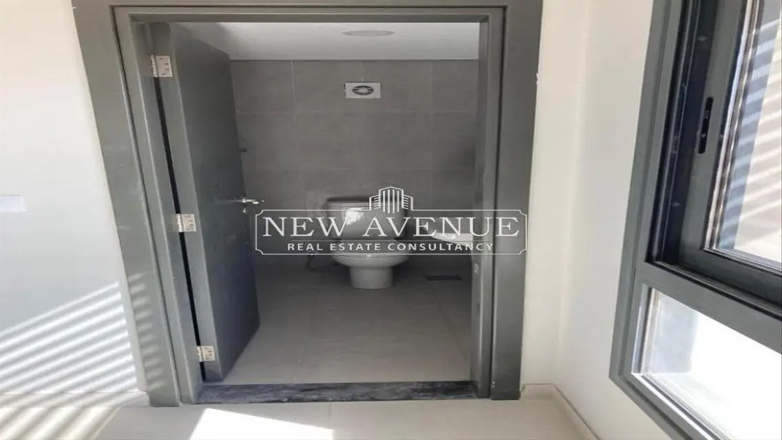 Clinic Fully Finished For Sale In New Giza 80m