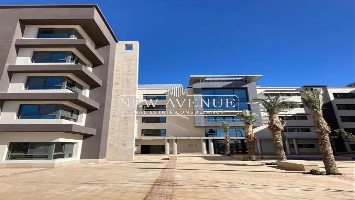 Clinic Fully Finished For Sale In New Giza 80m