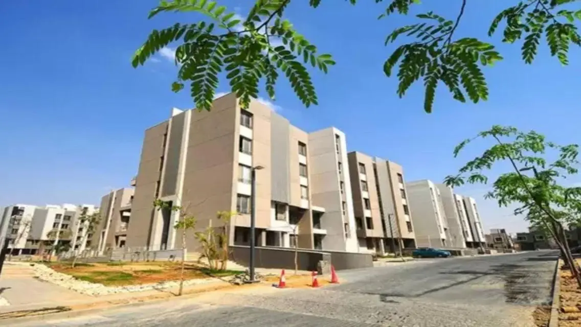 Apartment for rent in Al Marasem, semi-furnished,