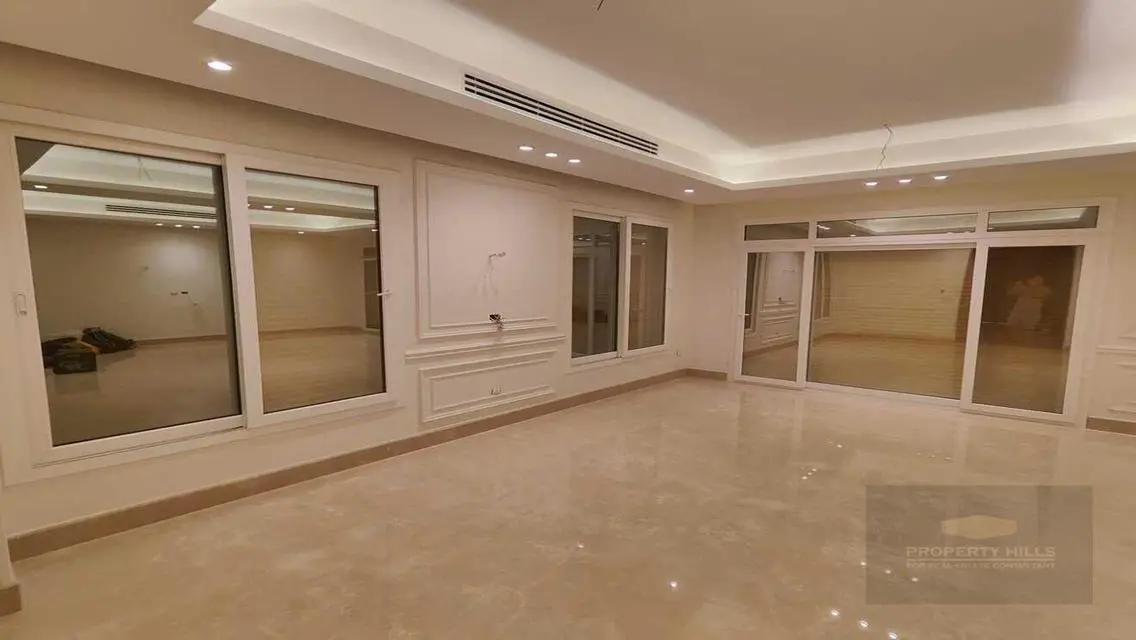 Corner unit Overlooking landscape, 8Y instalments