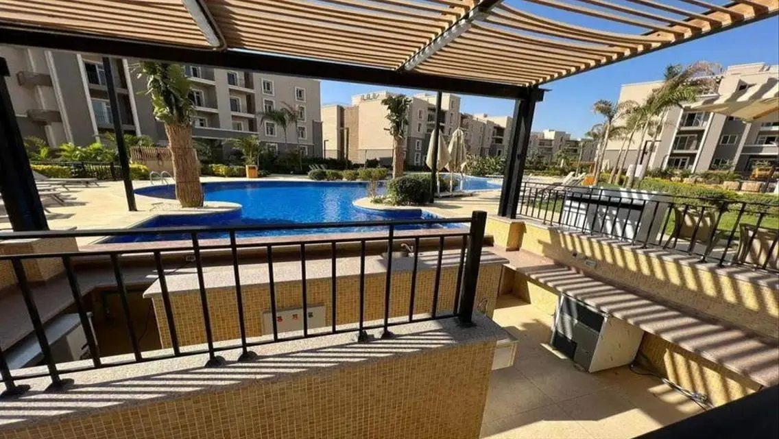 للسكن الفورى شقة بفيو لاند سكيب فى أكتوبر بلازا