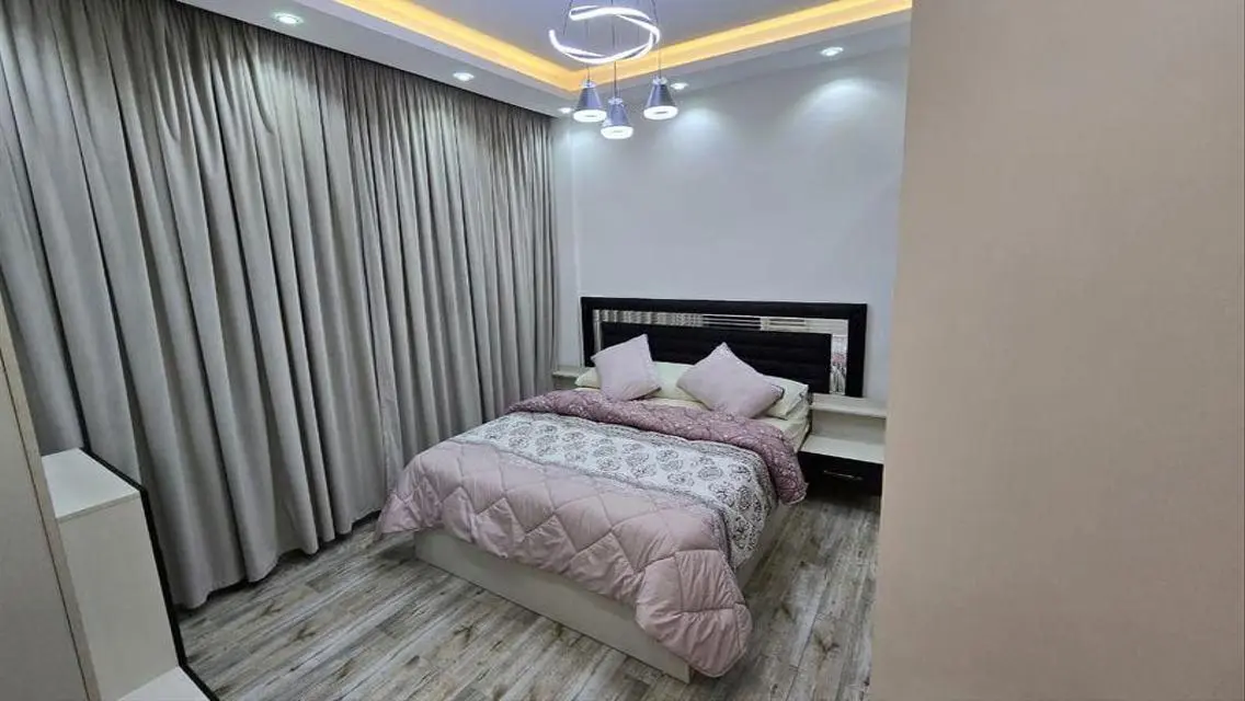 * شقة تحفه للإيجار مفروش في مدينتي B15