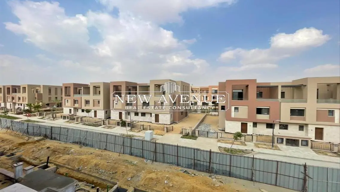 Town House corner ready to move in District 5 Marakez