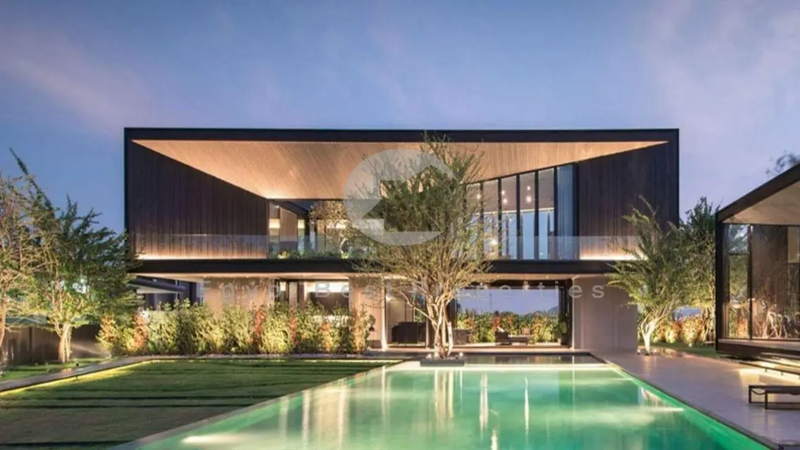 villa for sale in water way new cairo over 8 years