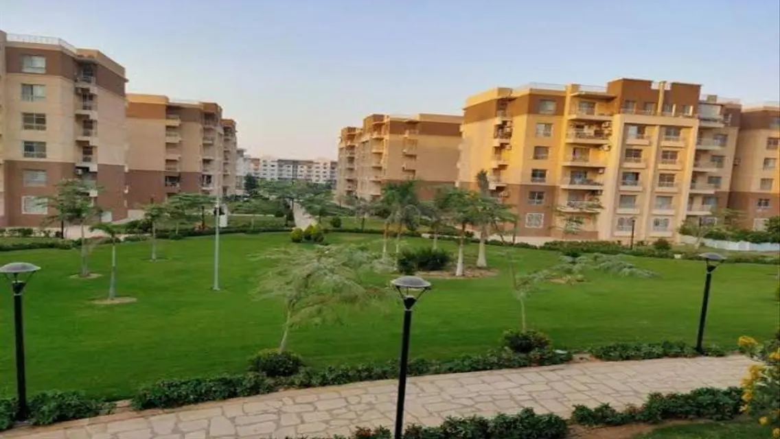 شقه غرفتين للتيجار فى مدينتى. B7