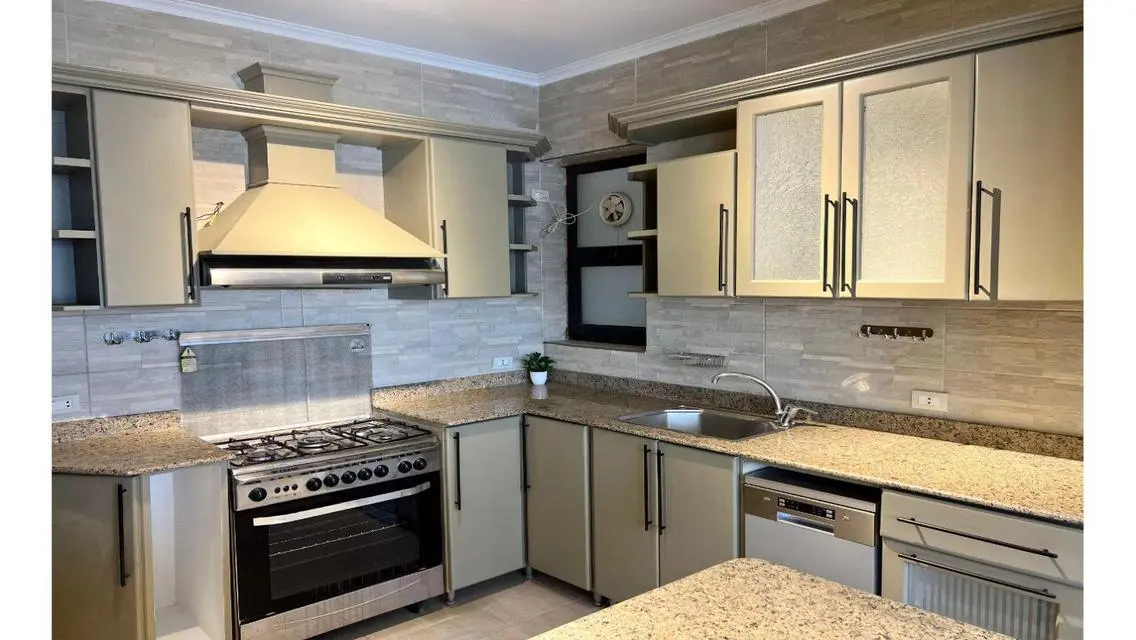 MODERN Furnished FIRST RENT Apartment in EASTOWN