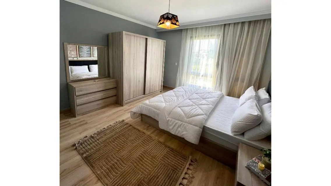MODERN Furnished FIRST RENT Apartment in EASTOWN