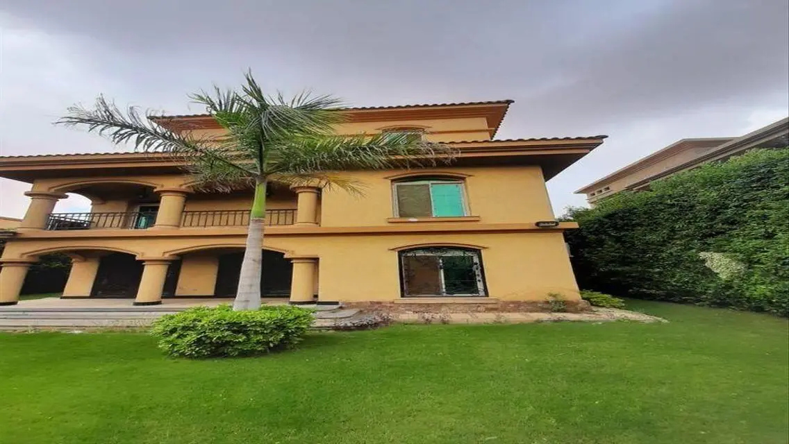 The largest model villa for rent in the best stage