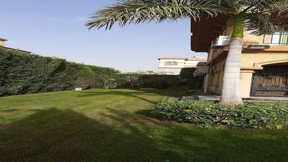 The largest model villa for rent in the best stage