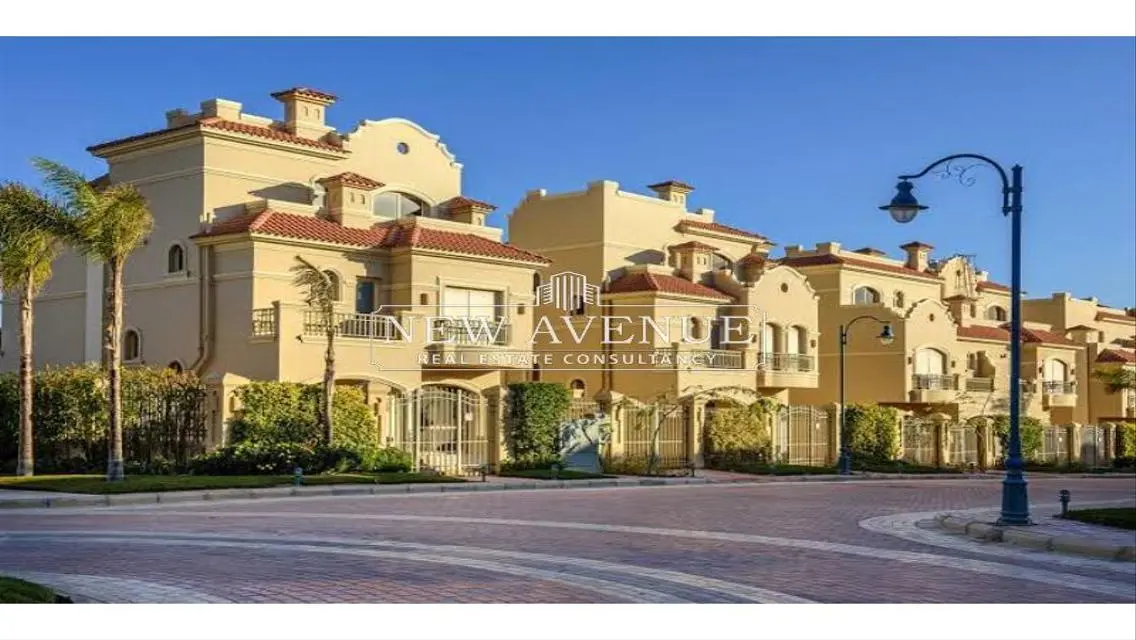 Ready to move Twinhouse Prime location pool view