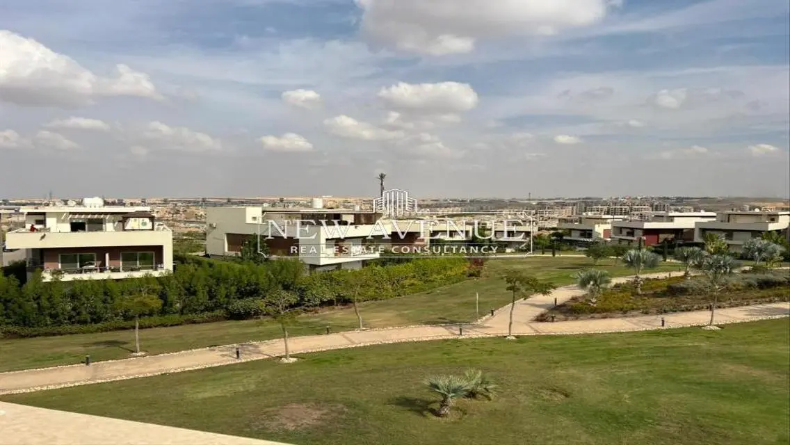 فيلا مستقلة متشطبة بالكامل بأقساط على 6 سنوات