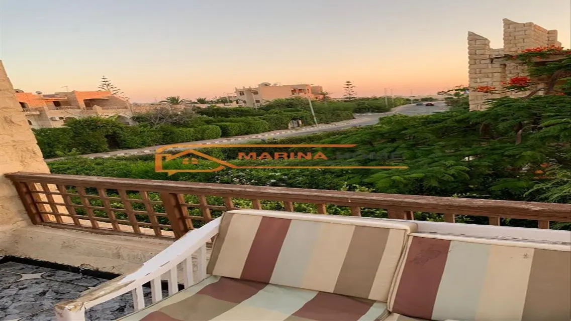 For sale chalet in Marina 4,First with a back yard