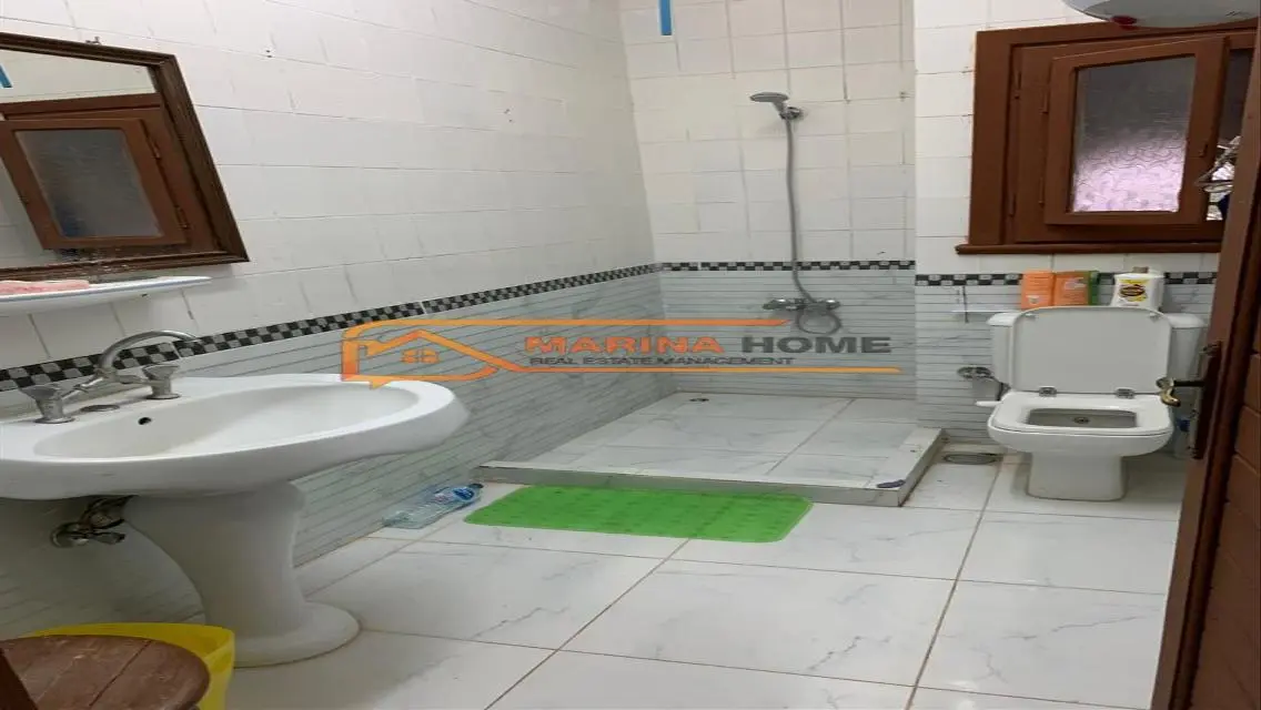 For sale chalet in Marina 4,First with a back yard