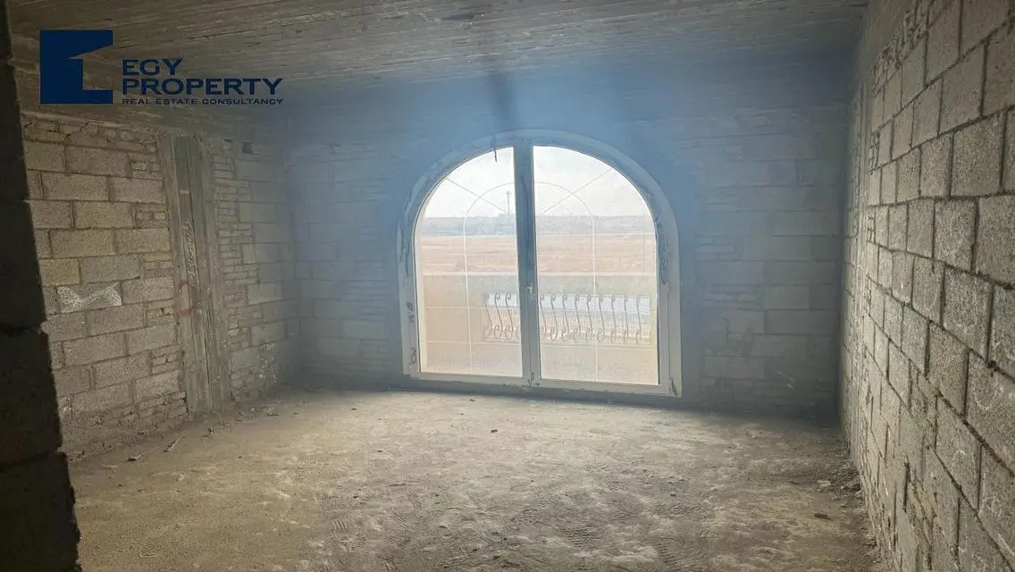 Ready To Move Villa Twinhouse with Garden for Sale