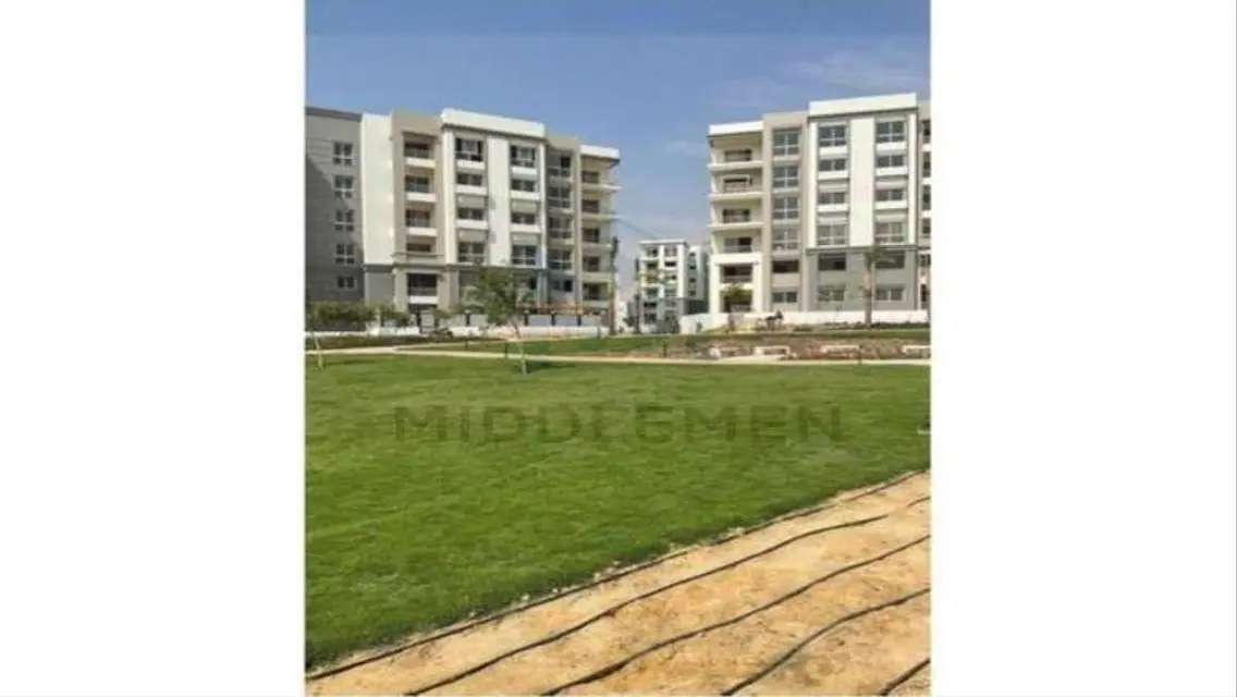 apartment fully finished prime location ,hyde park