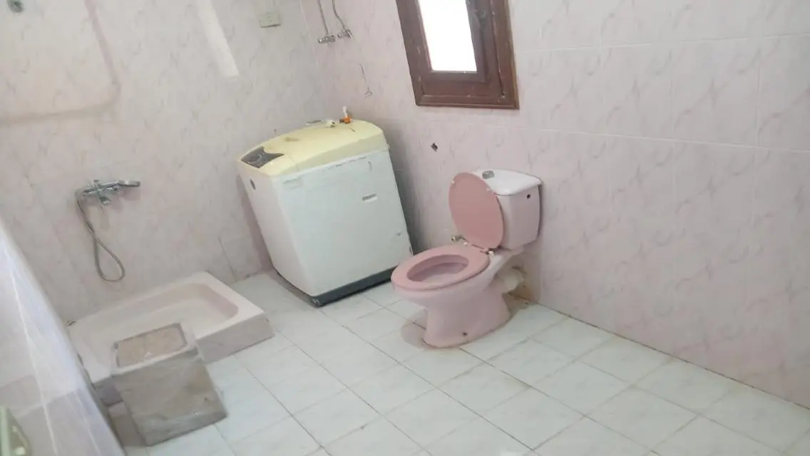 شاليه للبيع اول دور بحديقه خلقيه ٤٠٠ متر مارينا ٤