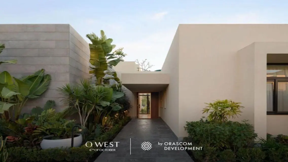 Twin house in O West next to media production city